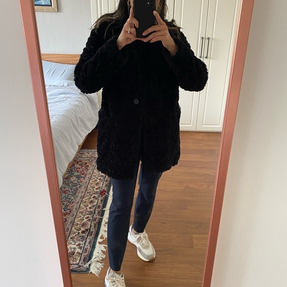 Aritzia teddy coat black xs - Picture 2 of 4